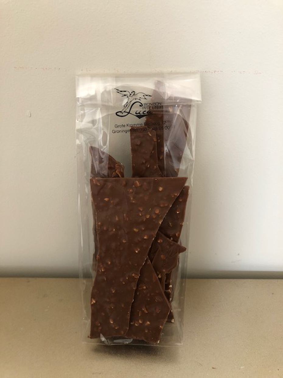 Plakjes melkchocolade - Amandel en Nougat
